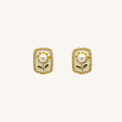 Aurelia Vintage Pearl & Beaded Rectangular Stud
