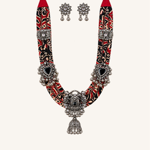 Regal Mirrorwork Silver Necklace