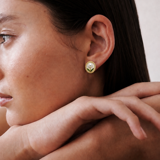 Aurelia Enamel Border & Pearl Stud