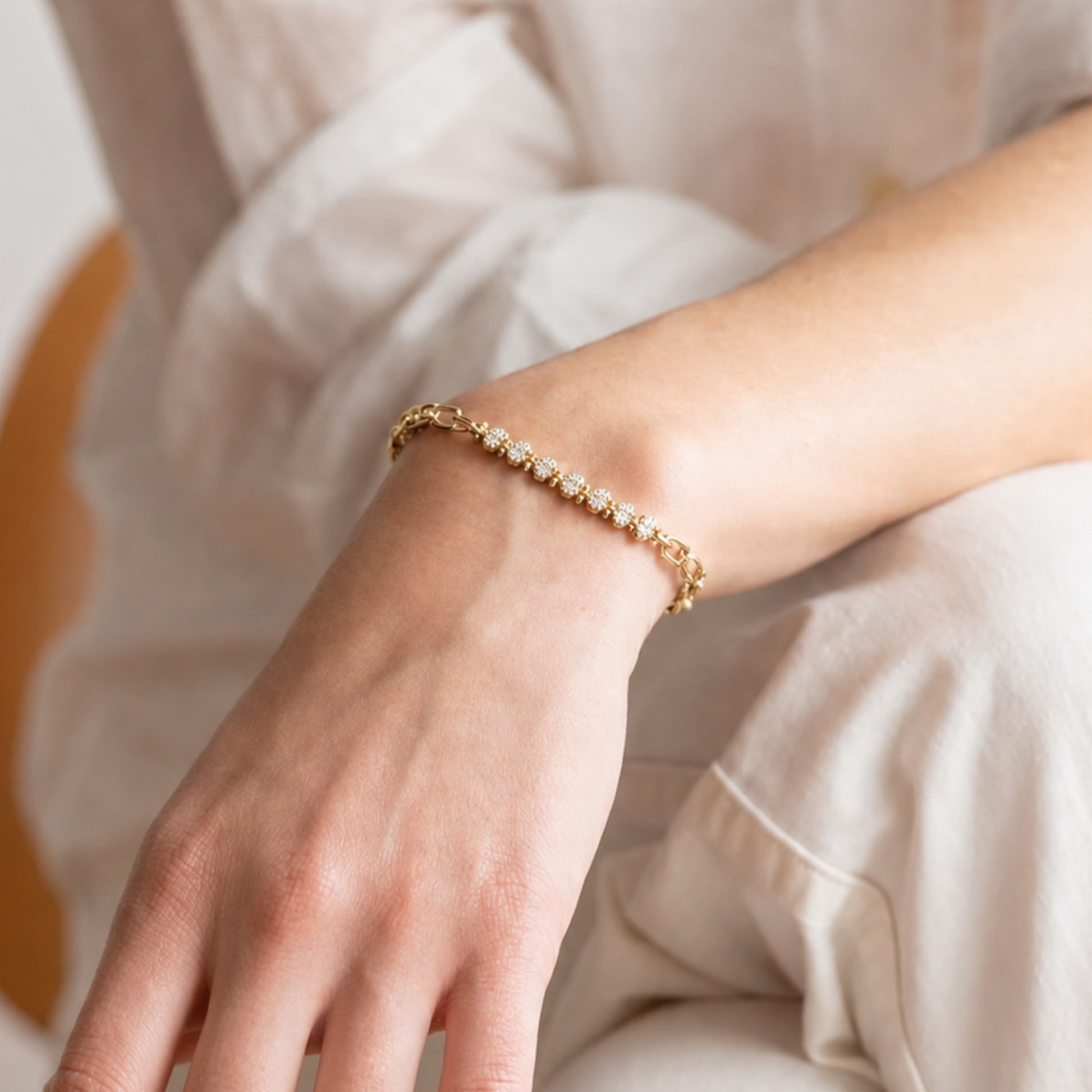 Petite Bloom Gold Bracelet