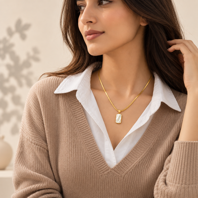 Elegant Ivory Pendant Necklace

