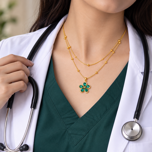 Green Floral Pendant Necklace