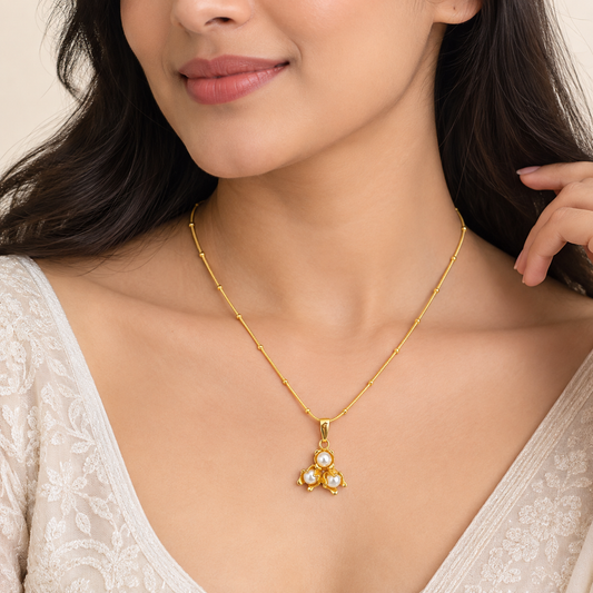 Elegant Triple Pearl Pendant Necklace