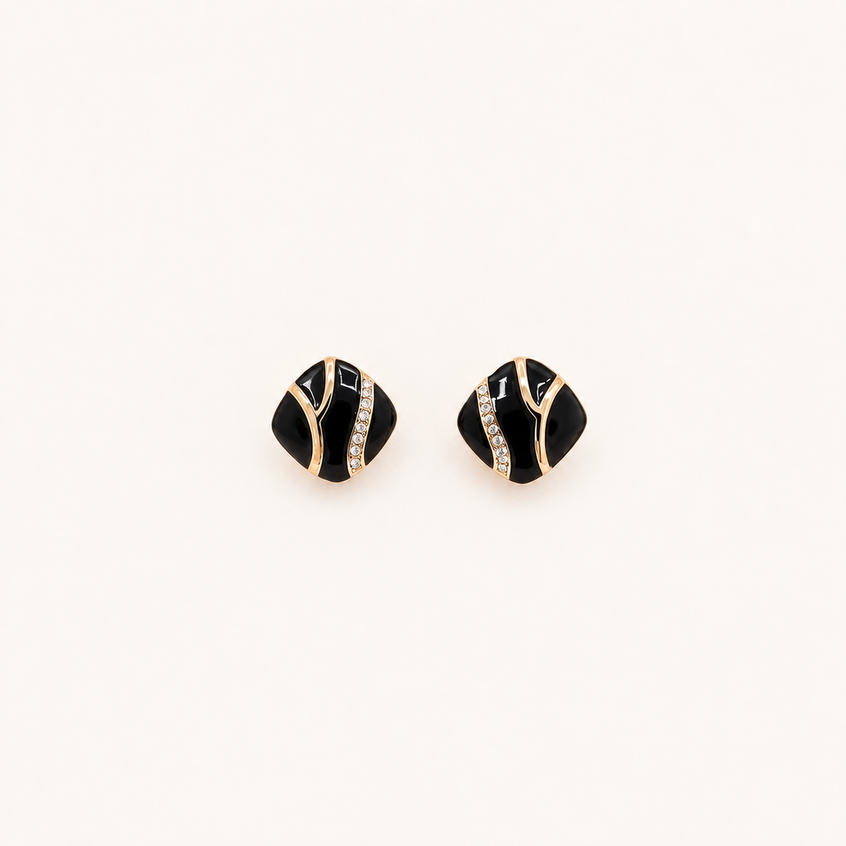 Black Crystal Studs Earring